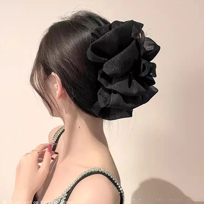 Selena Bow