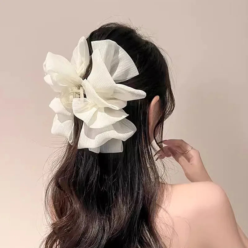 Selena Bow